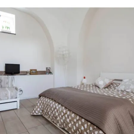 Beb Apartament Mirko Pompei